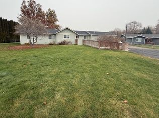 1191 E Selah Rd, Yakima, WA 98901