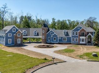 15 Spring Hunter Ct, Green Twp., NJ 07821