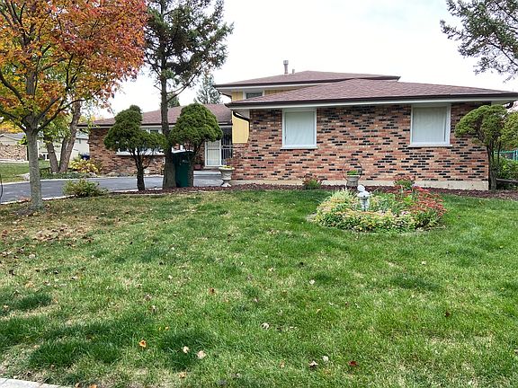 2nd image of 13633 Cherry Ln