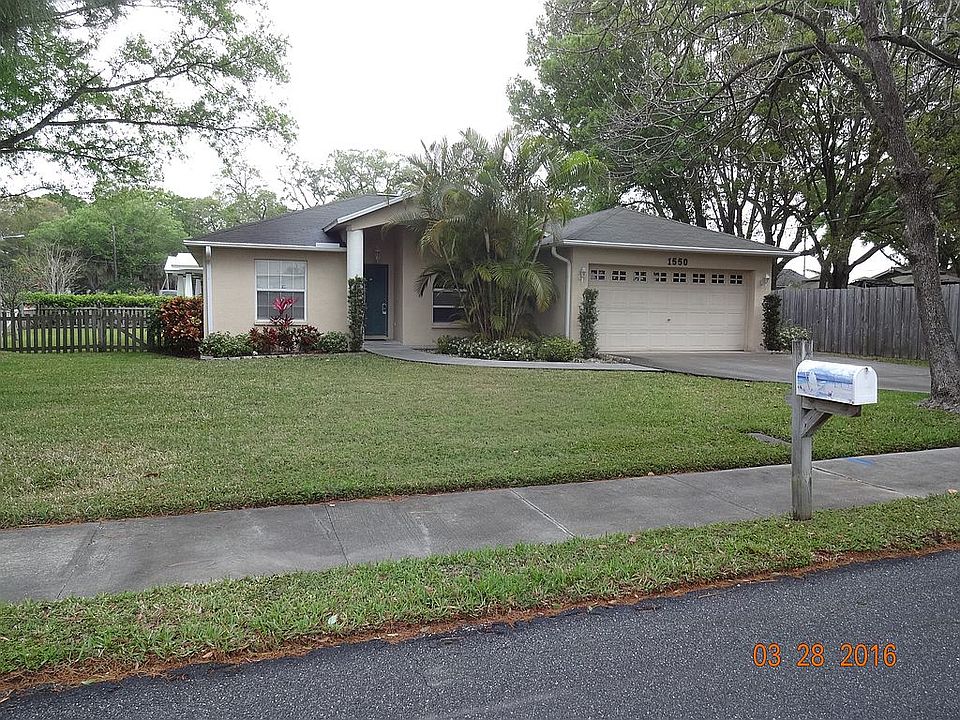 3bdrm/2bath, built in 2001