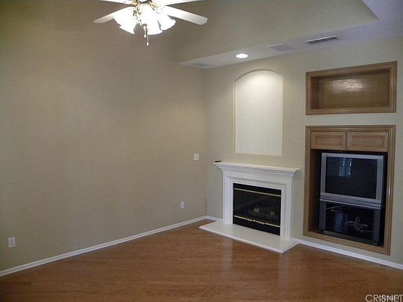 4th image of 28145 Ashbrook Ln