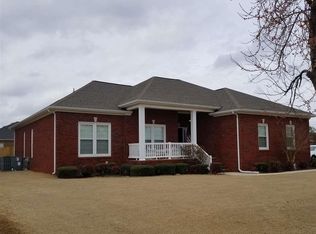 128 Fox Run Dr, Meridianville, AL 35759