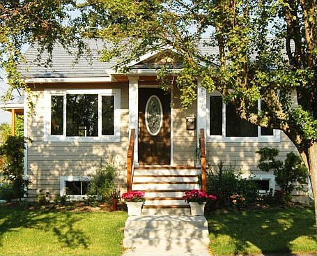 On a beautiful tree-lined street in the heart of North Admiral