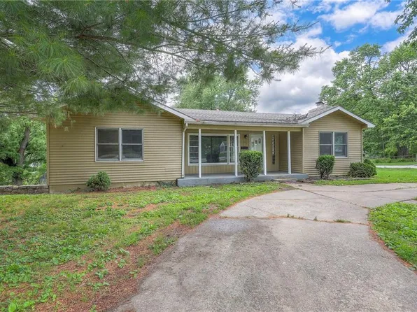 3326 Blue Ridge Blvd, Independence, MO 64052