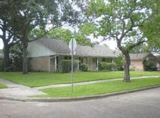 6126 Rutherglenn Dr, Houston, TX 77096