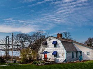 749 Bristol Ferry Rd, Portsmouth, RI 02871