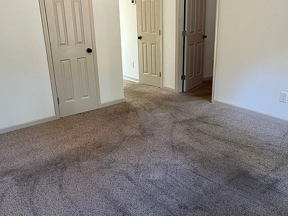 3rd image of 1085 Oakland Ave SE APT B