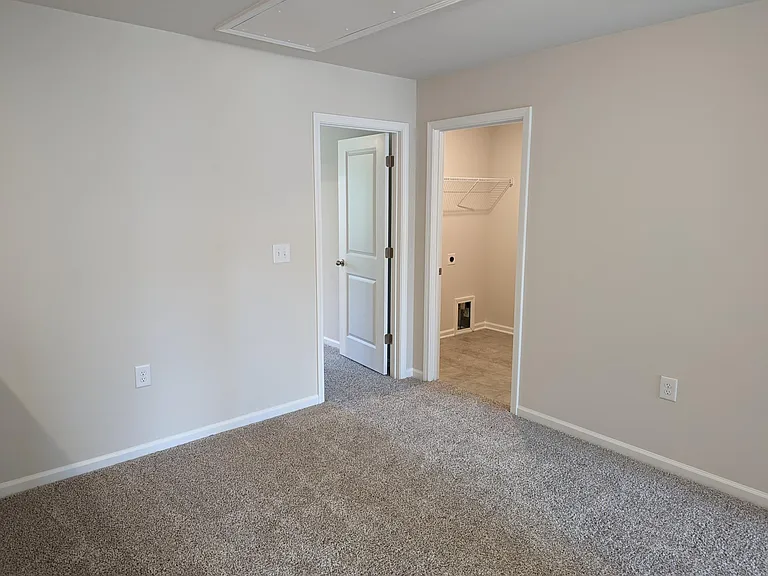 904 Field Ivy Dr — Photo 9