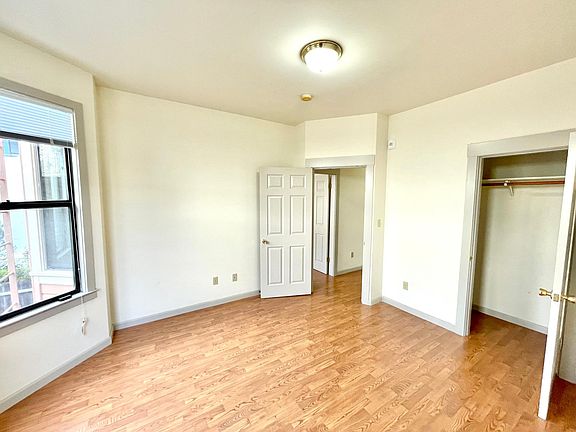 3rd image of 484 Guerrero St #1