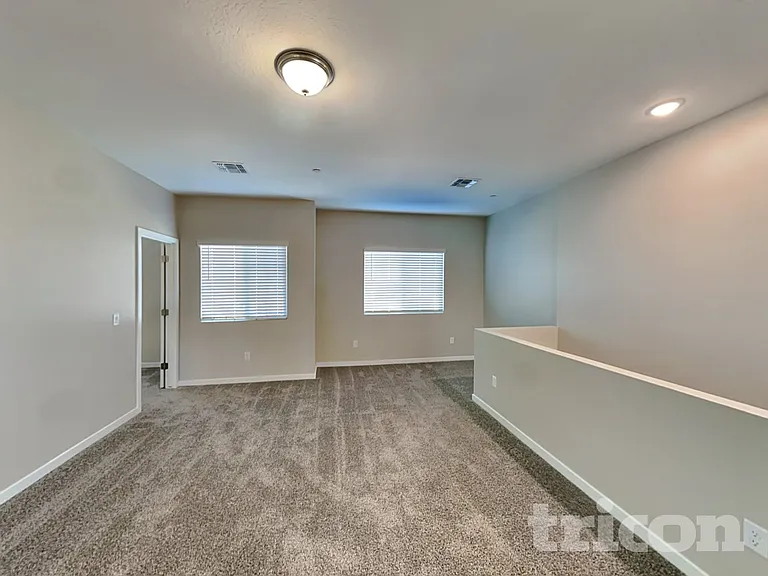 4549 E Granada St — Photo 15
