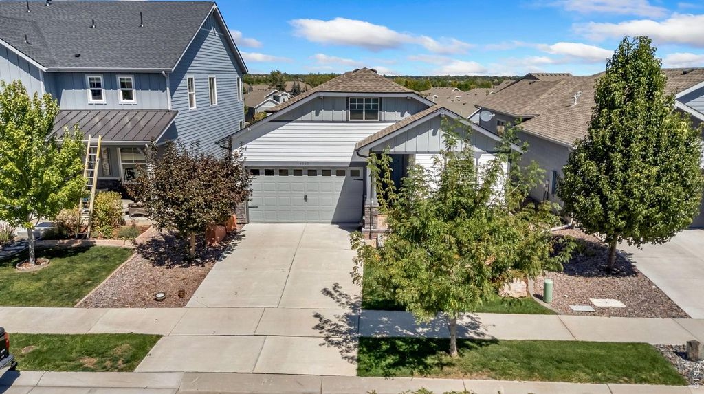 4347 Bluffview Dr