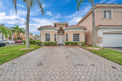 16220 SW 101st Ter Photo 1 16220 SW 101st Ter Photo 1