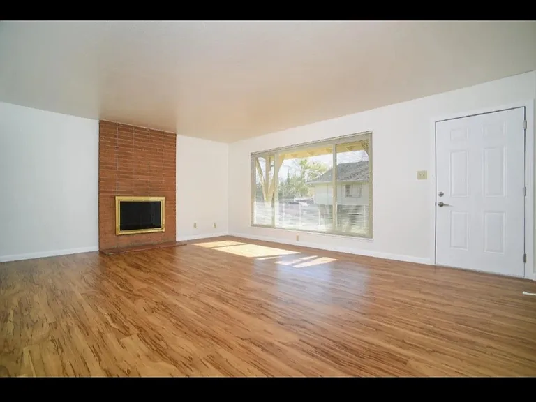 3812 El Camino Ave #3812 — Photo 4