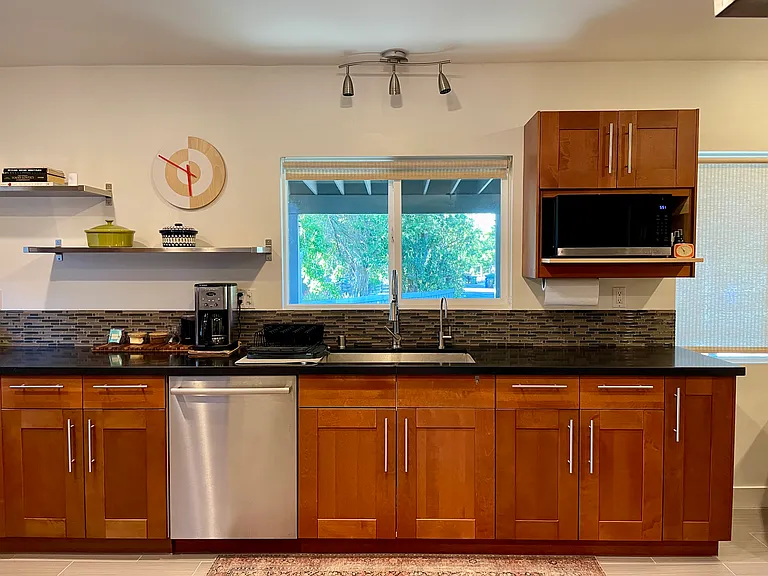 5619 Faust Ave — Photo 21