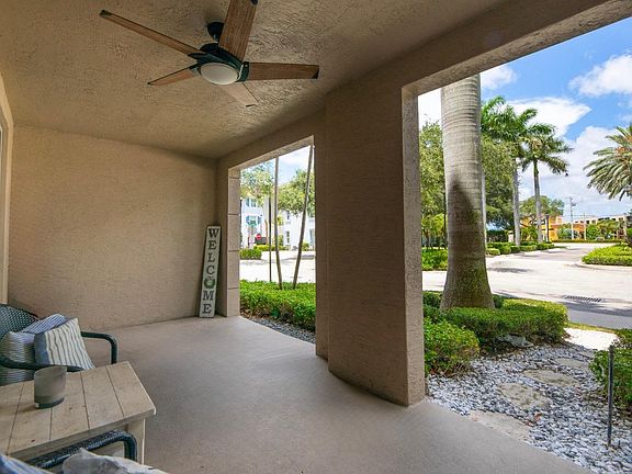 3rd image of 3107 Renaissance Way