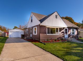 1121 Stratford Ave, Rockford, IL 61107