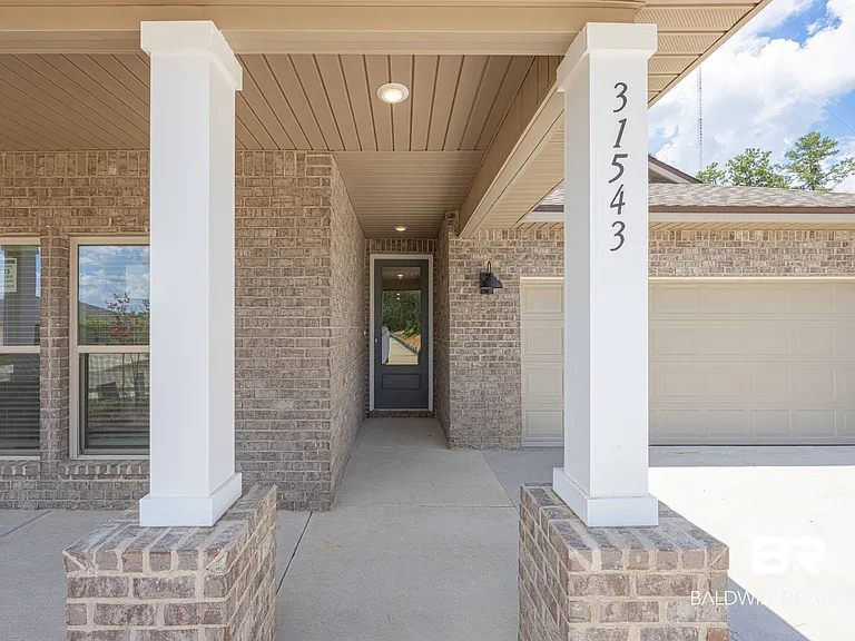 31543 Lyon Rd — Photo 3