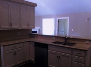 125 Fairway Pl, Warren, OH 44483