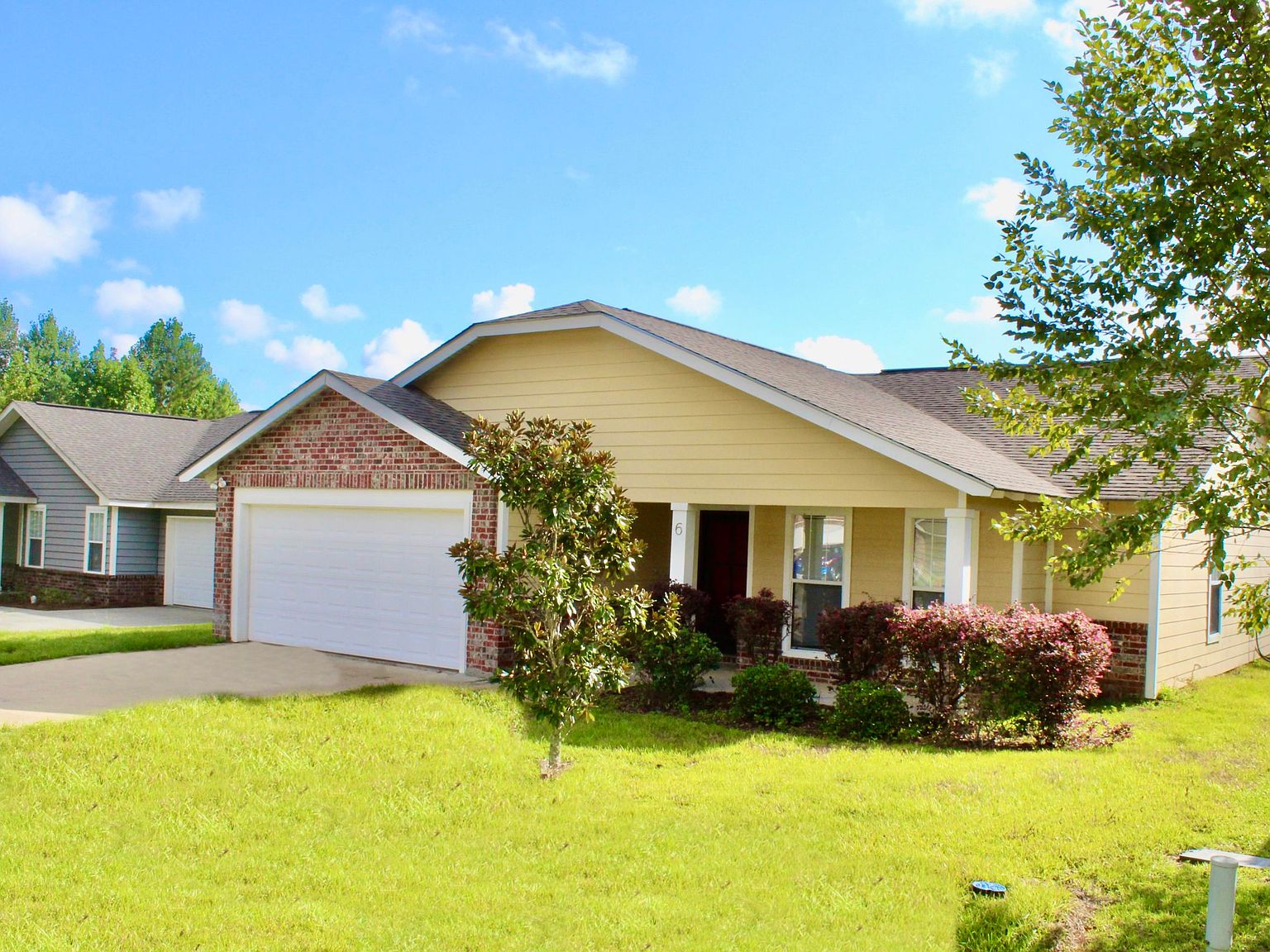 6 Ambrose N Hattiesburg MS 39402 Zillow