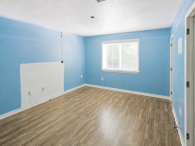 6513 Abraham Lincoln Dr — Photo 7