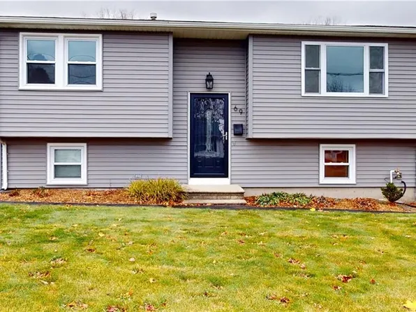 69 Cushing St, North Providence, RI 02904