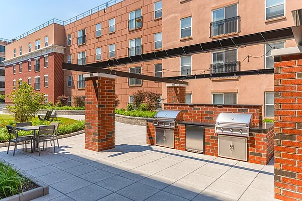 Rented by Bozzuto Management | media 41