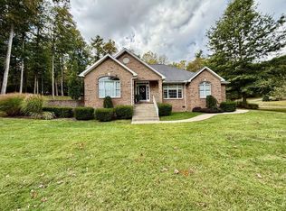 101 Deer Path Ln, Daniels, WV 25832