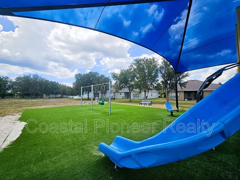 1824 Mira Lago Cir — Photo 41