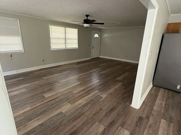 105 Owen Acres Dr — Photo 8