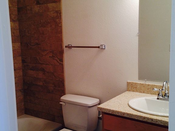 2nd bathroom