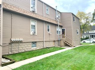 4001 Prairie Ave APT 4, Schiller Park, IL 60176