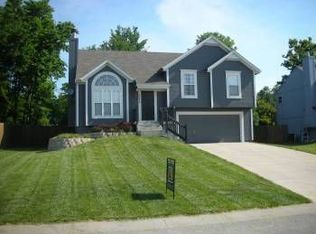 20630 W 219th Ter, Spring Hill, KS 66083