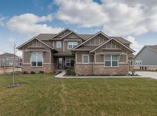 16317 Kenora Ln, Fishers, IN 46040