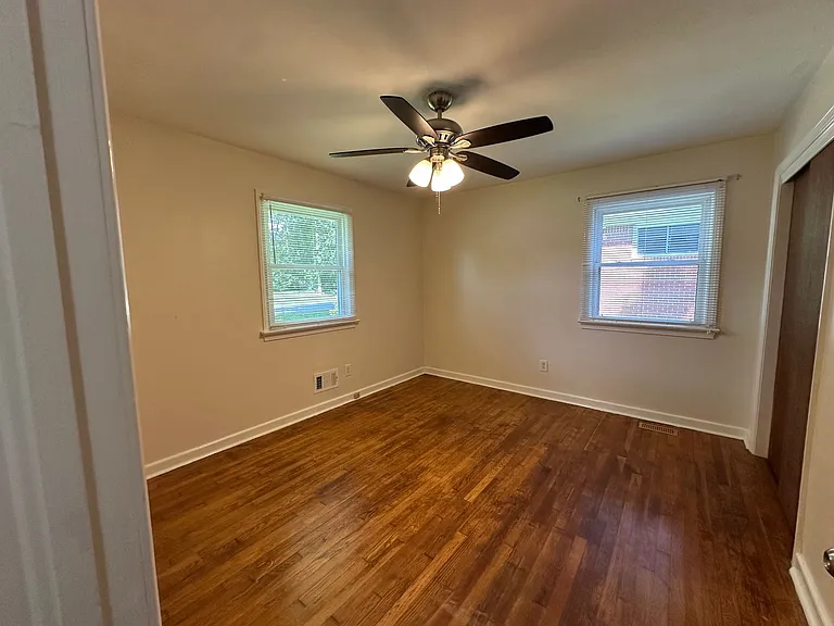 1408 Dermott Ave — Photo 25