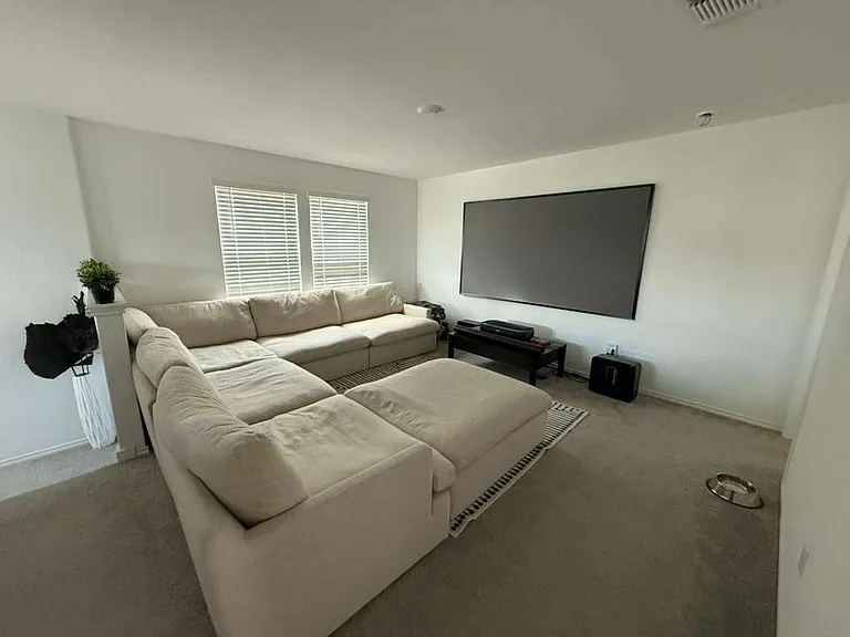 128 Bennington Dr — Photo 12