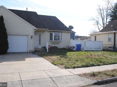 30 E 3rd St, Burlington, NJ, 08016