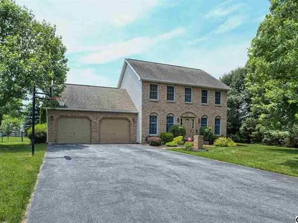 200 Chestnut Dr, Shippensburg, PA 17257
