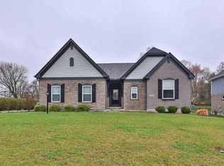 6086 Greenside Dr, Cincinnati, OH 45233