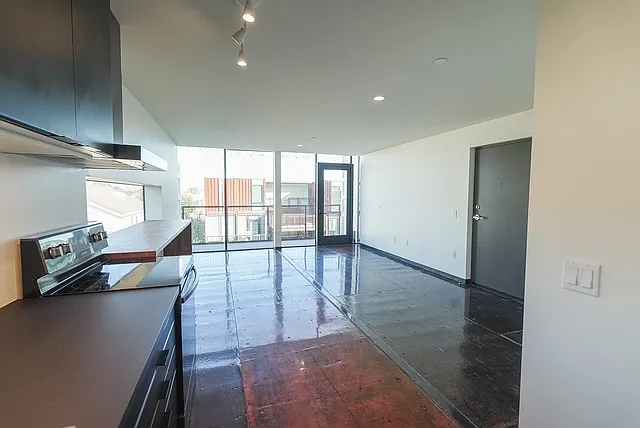 1436 S Terrace Rd #301 — Photo 3