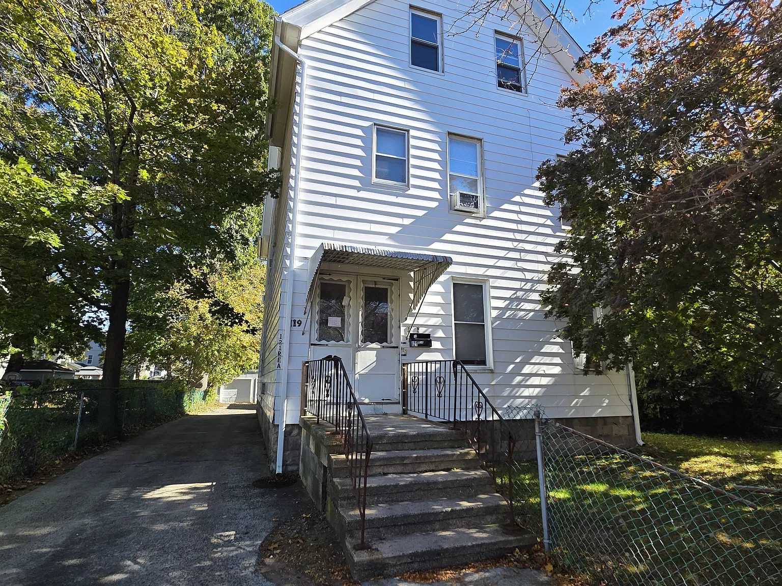 2 bed, $1,575 — Photo 1