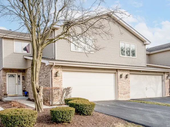 19553 Cambridge Dr, Mokena, IL 60448