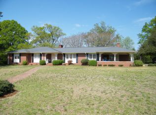 8 Roxanna Dr, Ninety Six, SC 29666