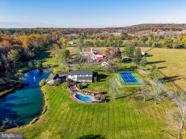 1315 Pineville Rd, New Hope, PA 18938