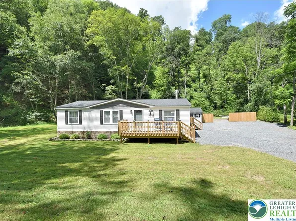 7800 Main St, Mount Bethel, PA 18343