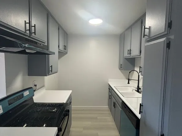 WOODCREST APARTMENTS, 19050 Colima Rd, Rowland Heights, CA 91748