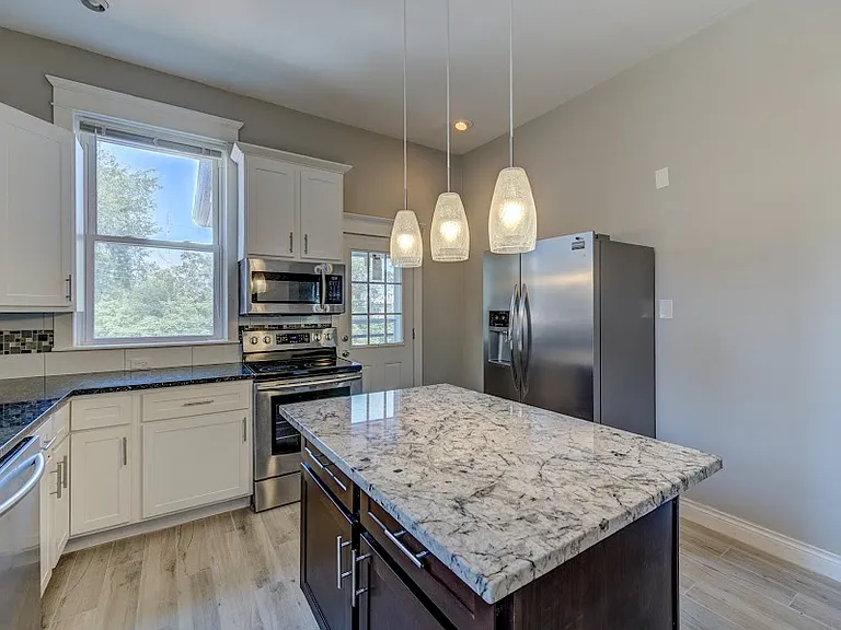 5779 Pershing Ave — Photo 27