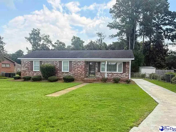 1106 N 8th Ave, Dillon, SC 29536