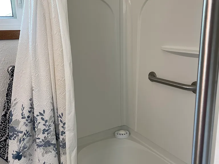 319 10th Ave S #2 — Photo 9