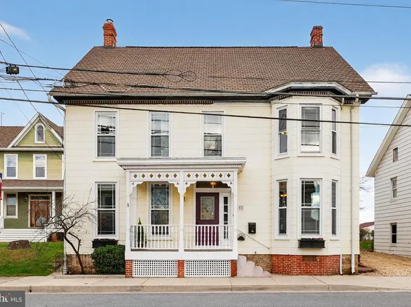 58 W Baltimore St, Taneytown, MD 21787