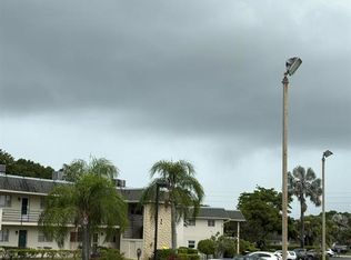 1900 S Kanner Hwy APT 4-204, Stuart, FL 34994